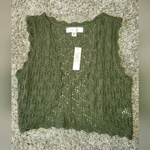Decree| NWT| Knit Cropped Shrug